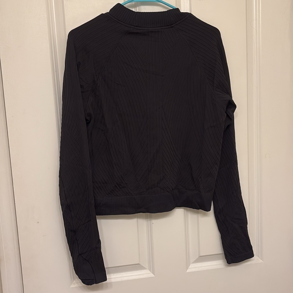 Lululemon Rest Less Cropped Half Zip - Picture 3 of 4